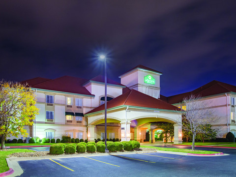 本顿维尔拉昆塔温德姆套房酒店