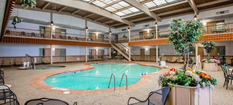 市中心凯艺套房酒店(Quality Inn & Suites Downtown)图片