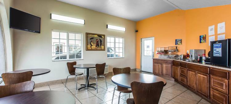 埃尔森特罗美洲最佳价值套房酒店(Americas Best Value Inn and Suites El Centro)图片