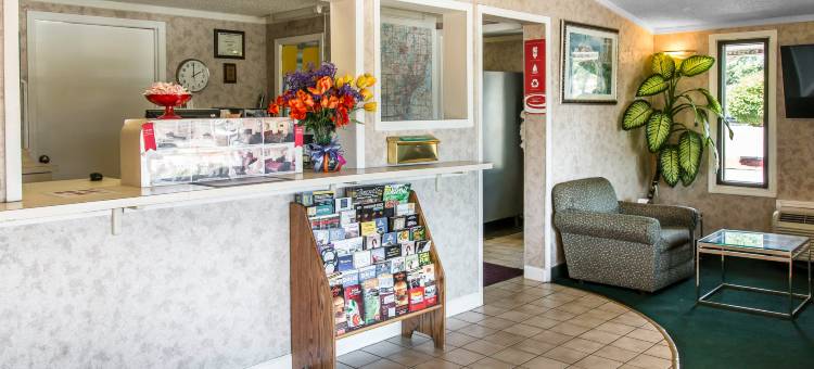 麦迪逊高地 - 底特律的罗德威(Rodeway Inn Madison Heights - Detroit)图片