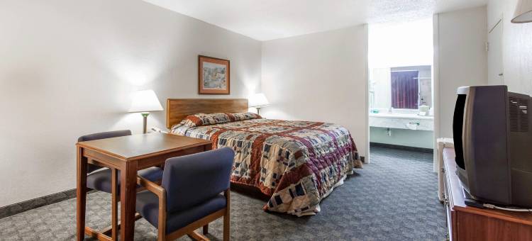 OYO Hotel Harriman Near I-40图片