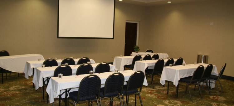 舒适套房酒店-诺曼湖亨特斯维尔(Comfort Suites Lake Norman - Huntersville)图片