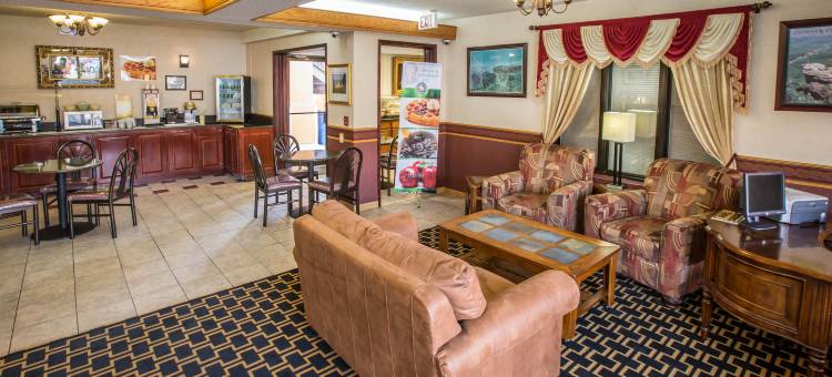 品质酒店黑山-阿什维尔东(Quality Inn Black Mountain-Asheville East)图片