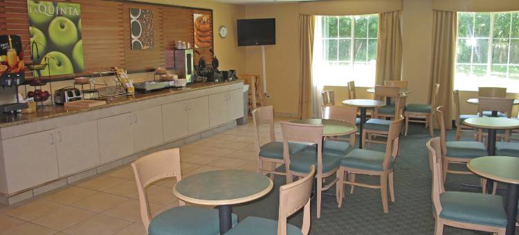 靠近六旗及医疗中心舒适酒店及套房(Comfort Inn & Suites Near Six Flags & Medical Center)图片