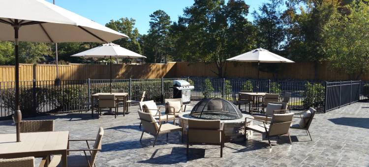 查塔努加汉密尔顿广场拉昆塔温德姆套房酒店(La Quinta Inn & Suites by Wyndham Chattanooga-Hamilton Place)图片