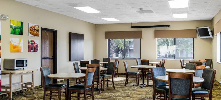 凯艺全套房酒店 - 近西英亩(Quality Suites Near West Acres)图片