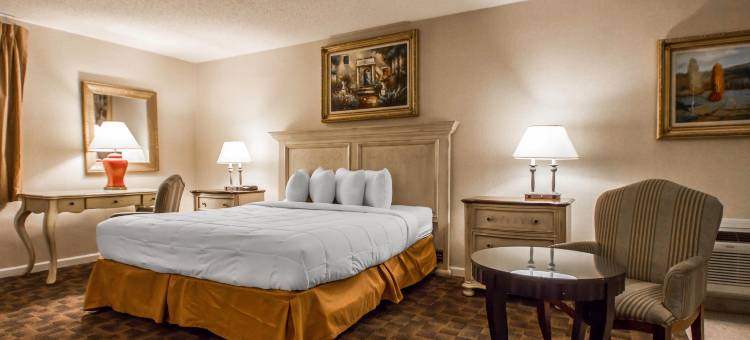 康涅狄格托灵顿美洲佳值酒店(Americas Best Value Inn Torrington, CT)图片