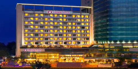 Crowne Plaza 艾哈邁達巴德市中心