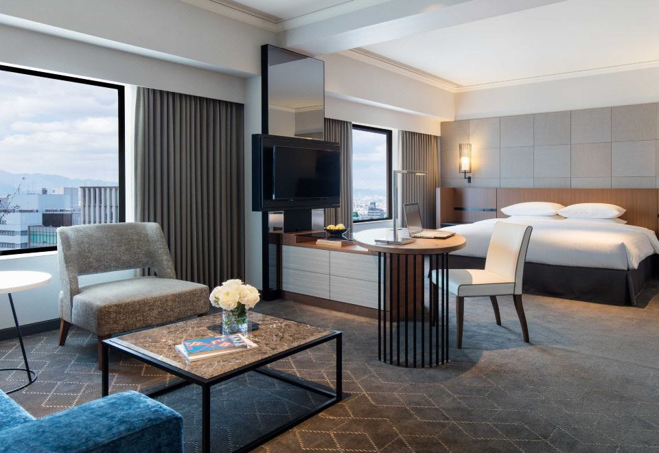 Courtyard by Marriott Shin-Osaka Station Hotel Overview