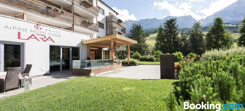 席亚萨劳拉山林酒店(Alpine Hotel Ciasa Lara)图片