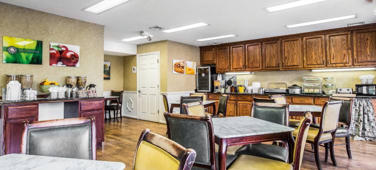 贝瑟默I-20出口108凯艺酒店(Quality Inn Bessemer I-20 Exit 108)图片