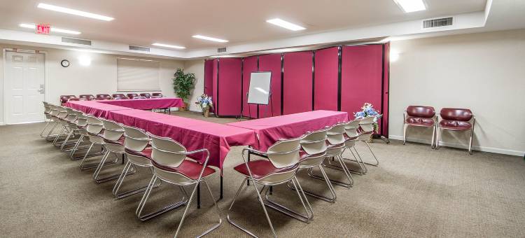 品质酒店及套房拉特罗普(Quality Inn & Suites Lathrop)图片