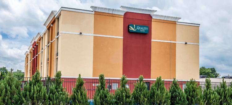 特雷霍特大学区凯艺酒店(Quality Inn Terre Haute University Area)图片