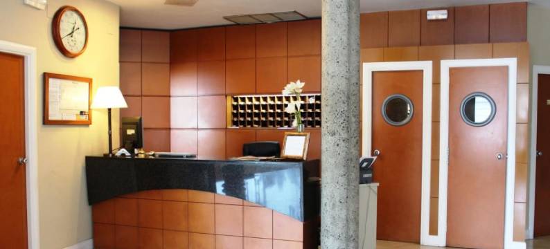 阿扎尔酒店(Hotel Azar)图片