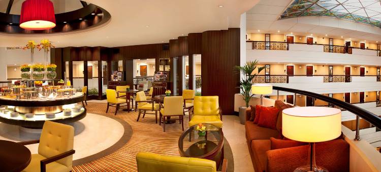 迪拜阿尔布斯坦瑞享酒店(Mövenpick Grand Al Bustan Dubai)图片