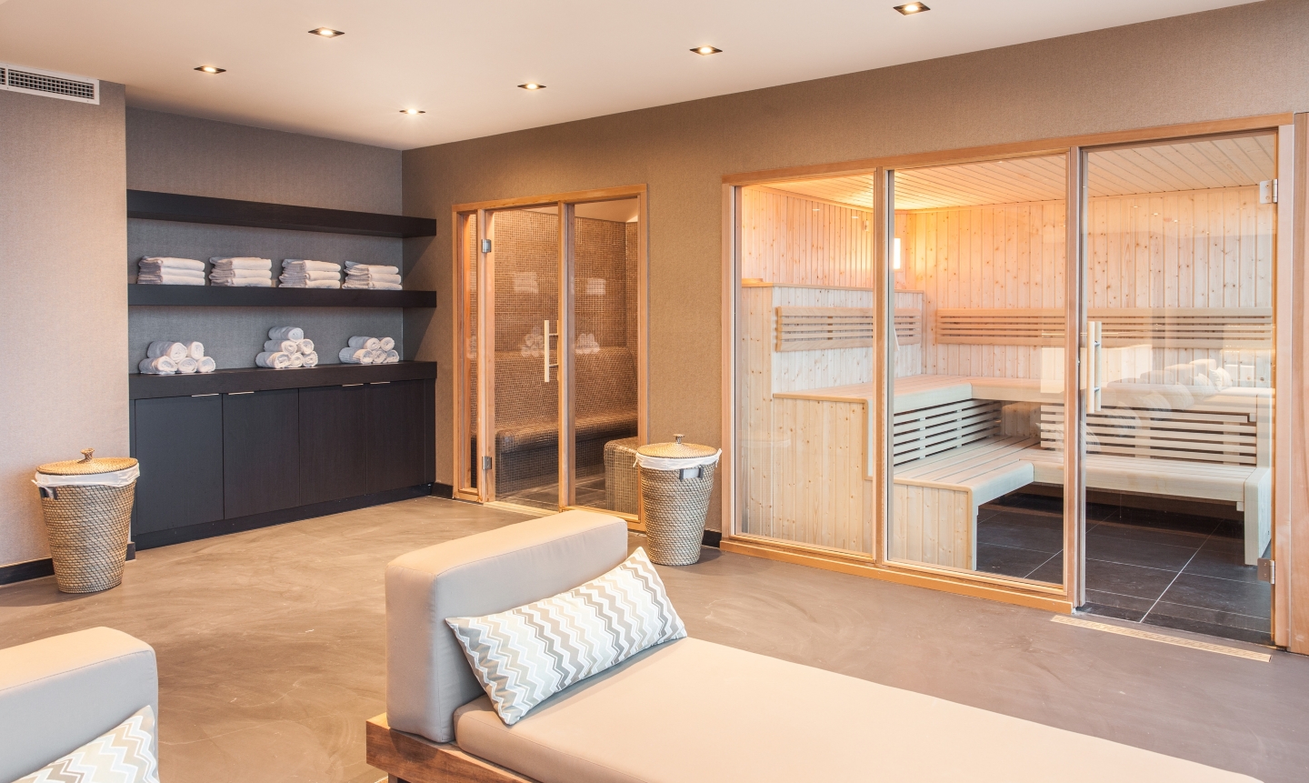 Van der Valk Hotel Veenendaal Over view