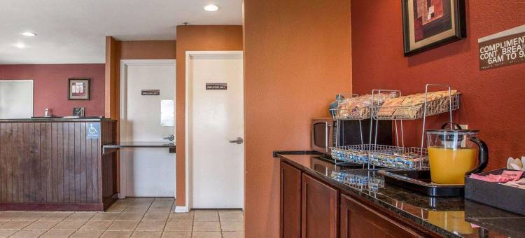 圣地亚哥东桑蒂罗德威酒店(Rodeway Inn Santee San Diego East)图片