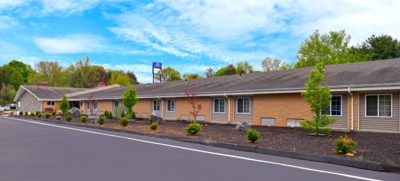 康涅狄格普特南 6 号汽车旅馆(Motel 6 Putnam, CT)图片