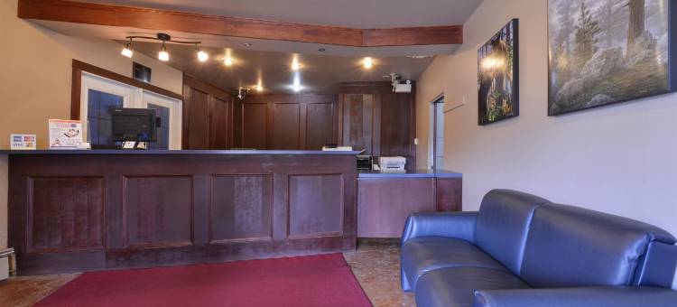 弗尼加拿大最佳价值套房酒店(Canadas Best Value Inn and Suites Fernie)图片