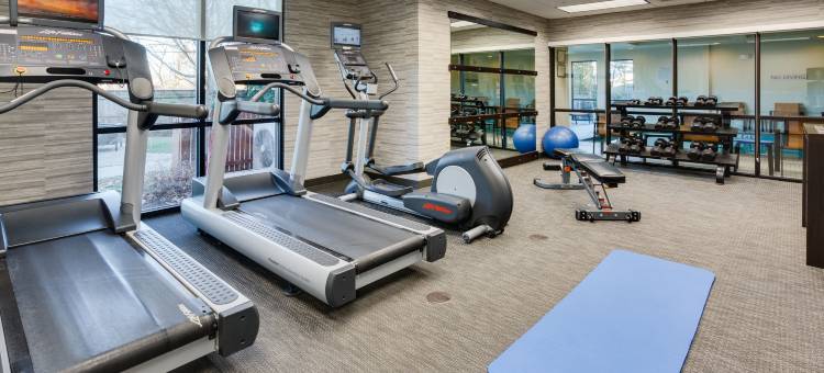 普洛敦维士沃里克万豪万怡酒店(Courtyard by Marriott Providence Warwick)图片