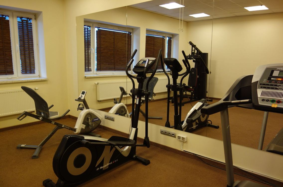 Desilva Inn Katowice Airport Hotel Reviews And Room Rates - 