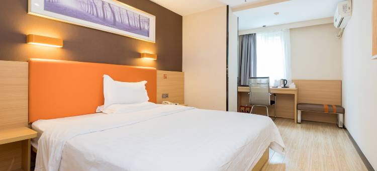 7天优品酒店(泰禾广场三角池地铁站店)图片