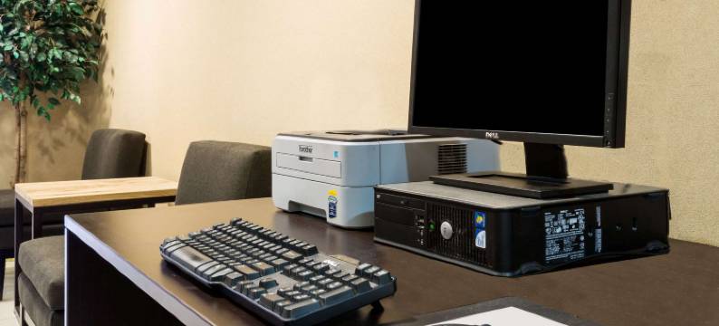 普韦布洛温德姆麦客达套房酒店(Microtel Inn & Suites by Wyndham Pueblo)图片