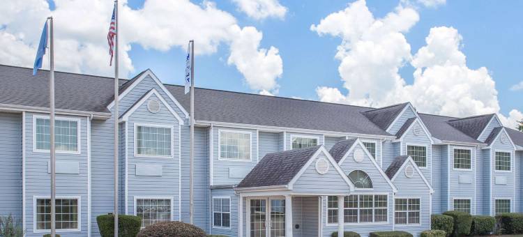 温德姆麦客达套房酒店(Microtel Inn & Suites by Wyndham Broken Bow)图片