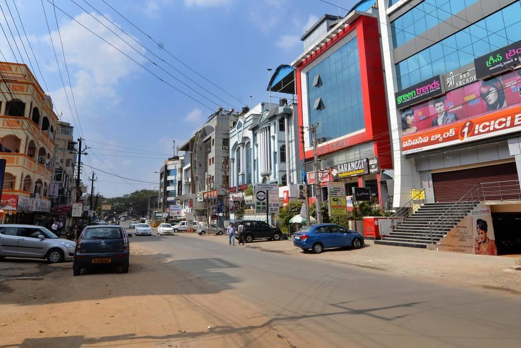 Oyo 795 Samudra Inn Hotel Hotel Reviews And Room Rates - 