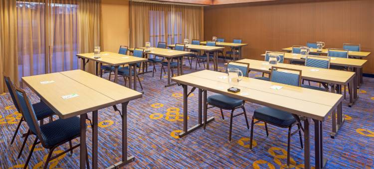 丹佛西南部莱克伍德万怡酒店(Courtyard Denver Southwest/Lakewood)图片