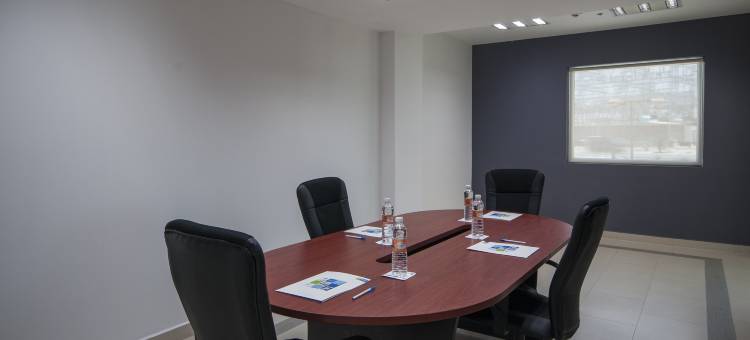 Holiday Inn Express 洛斯卡波斯(Holiday Inn Express Cabo San Lucas)图片