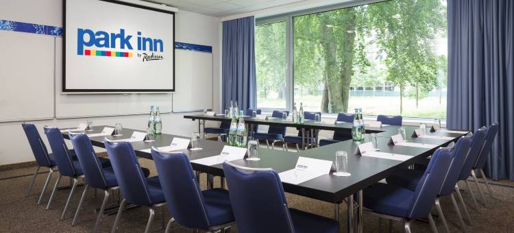 法兰克福机场丽柏酒店(Park Inn by Radisson Frankfurt Airport)图片