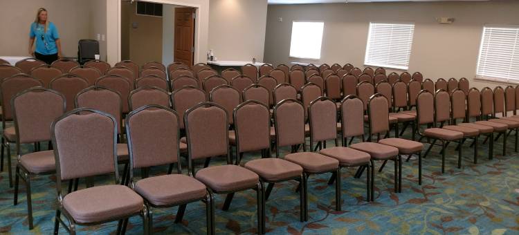 Candlewood Suites 印第安纳波利斯的西北 by IHG(Candlewood Suites Indianapolis Northwest)图片