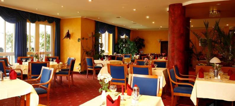 诺伊斯特雷利茨法萨奈瑞公园酒店(Park Hotel Fasanerie Neustrelitz)图片