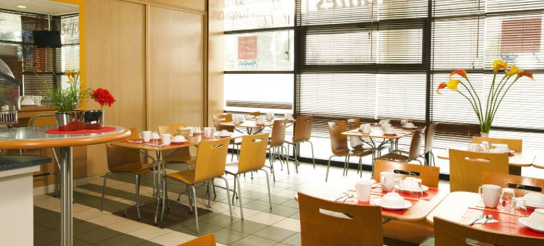 塞祖尔阿菲尔雷恩布列塔尼酒店(Séjours & Affaires Rennes de Bretagne)图片