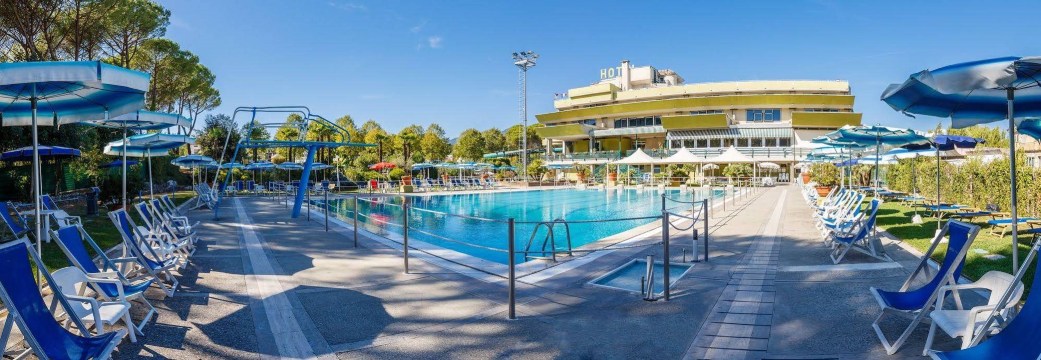 Hotel Country Club Over view