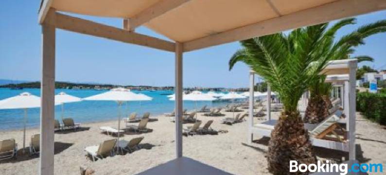 诺蒂卡海湾酒店(Nautica Bay Hotel)图片