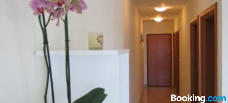 落日公寓(Sunset Apartment)图片