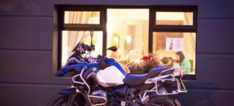 The Midway Bar & Guesthouse图片