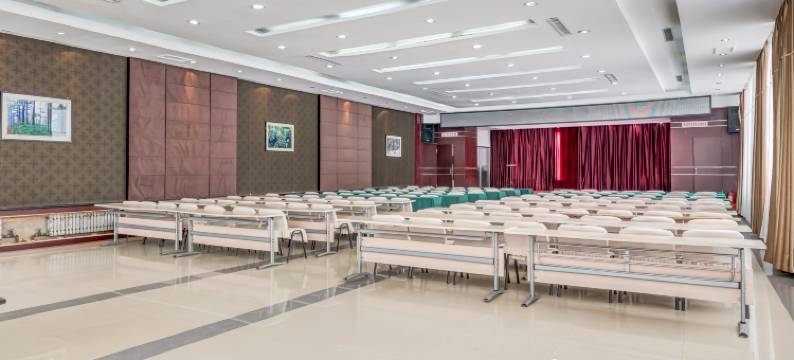 伊春梅花河山庄图片