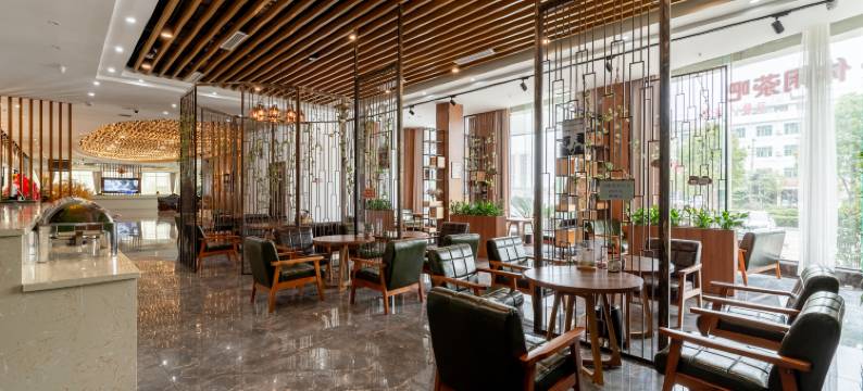 石首荷木大酒店图片