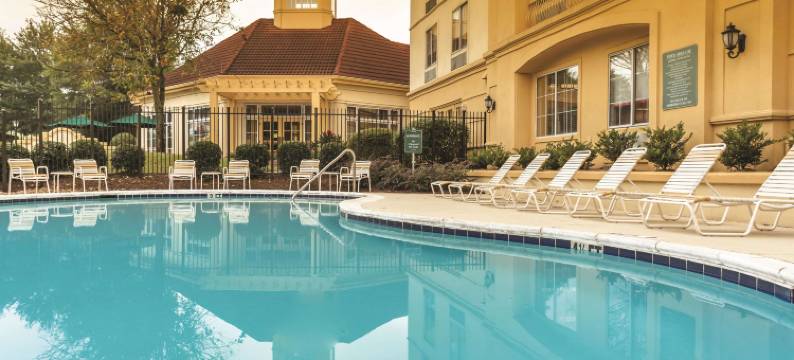 亚特兰大棒球场广场拉昆塔温德姆套房酒店(La Quinta Inn & Suites by Wyndham Atlanta Ballpark/Galleria)图片