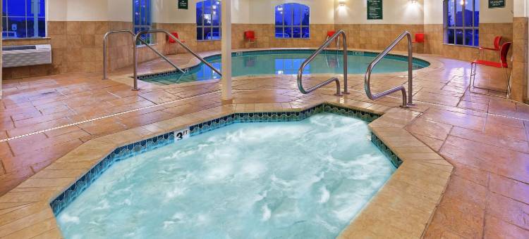 俄克拉何马市北奎尔斯普林拉昆塔温德姆套房酒店(La Quinta Inn & Suites by Wyndham OKC North - Quail Springs)图片