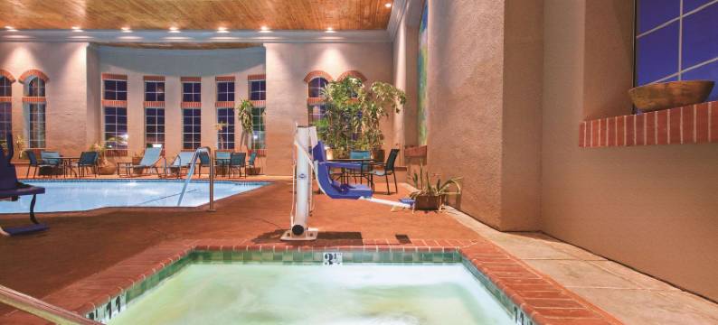 洛斯巴诺斯拉昆塔温德姆套房酒店(La Quinta Inn & Suites by Wyndham Los Banos)图片