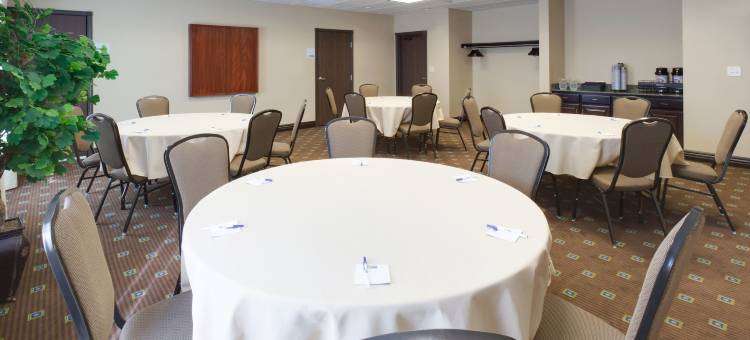 智选假日套房酒店奥马哈我 - 80(Holiday Inn Express & Suites Omaha I - 80)图片