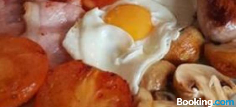 玫瑰和皇冠酒店(The Rose and Crown)图片