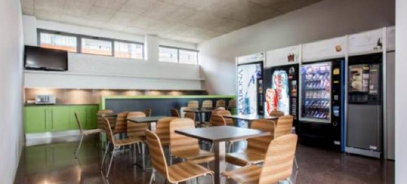 昆卡大学住宿酒店(Residencia Universitaria Resa Colegio de Cuenca)图片