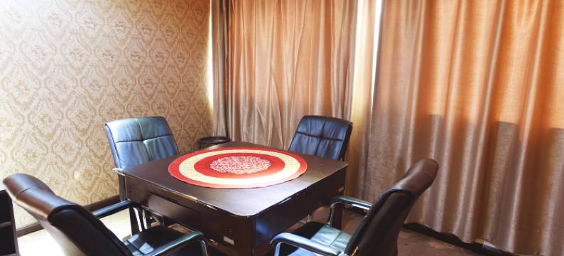 骏熙假日宾馆(佳木斯大学店)图片