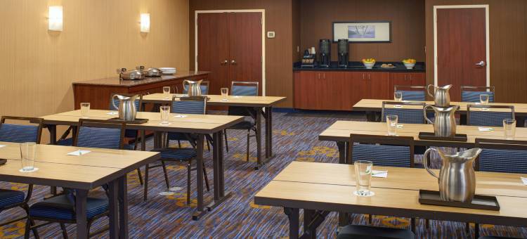 底特律-奥本希尔斯索尼斯塔精选酒店(Sonesta Select Detroit Auburn Hills)图片