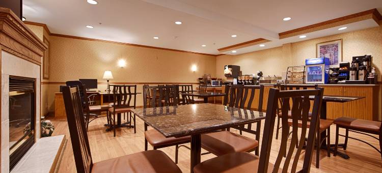 皇冠贝斯特韦斯特套房酒店(Best Western Crown Inn  Suites)图片